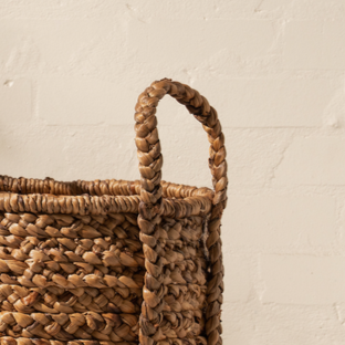 Large Waterhyacinth Basket w Plaited Handle